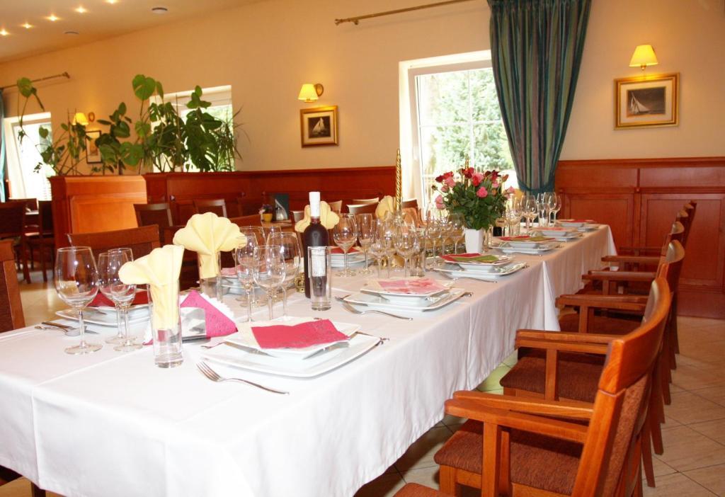 Hotel Korona Słubice Eksteriør bilde