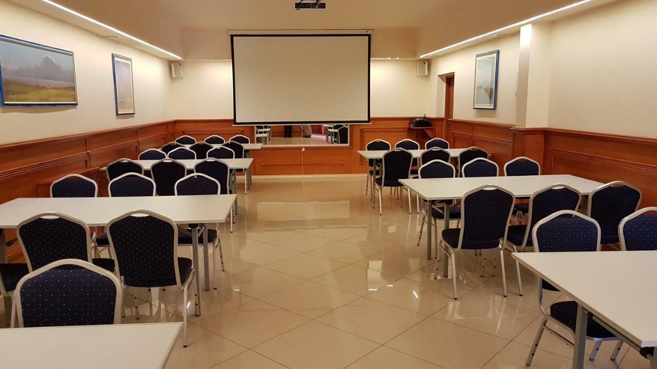 Hotel Korona Słubice Eksteriør bilde