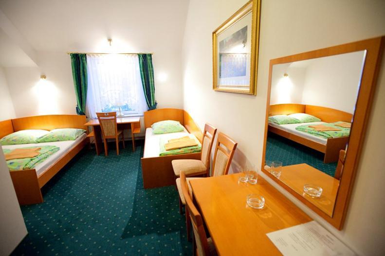 Hotel Korona Słubice Eksteriør bilde